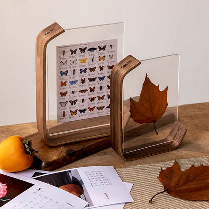 Moldura decorativa para fotografias com placas de acrílico transparentes