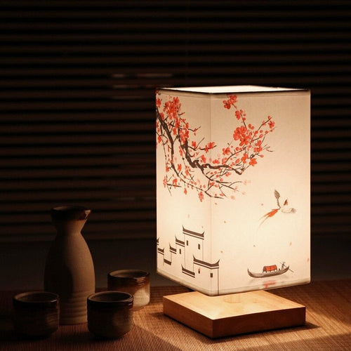 Lámpara de mesa de bambú y madera con luz cálida