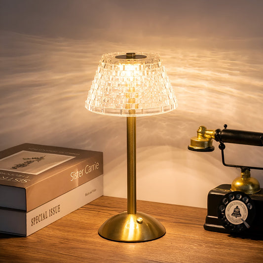 Kabellose LED-Tischleuchte mit Kristallschirm