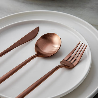 Aurora set pribora za jelo – Minimalistički, moderan i bezvremen
