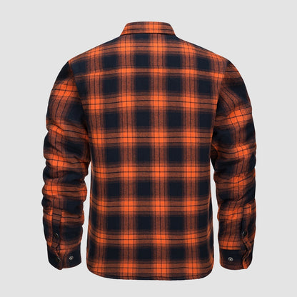 Camisa de franela forrada: cálida y duradera.