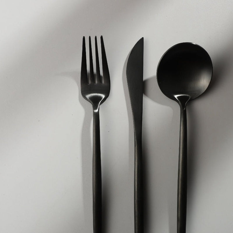 Aurora set pribora za jelo – Minimalistički, moderan i bezvremen
