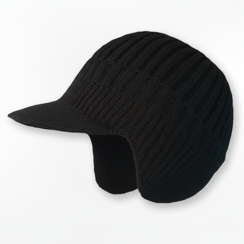 Gorro de invierno tejido con visera