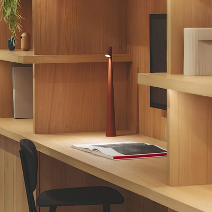 Nordic Elegance podna lampa – Stilska i prigušiva rasvjeta za moderan interijer