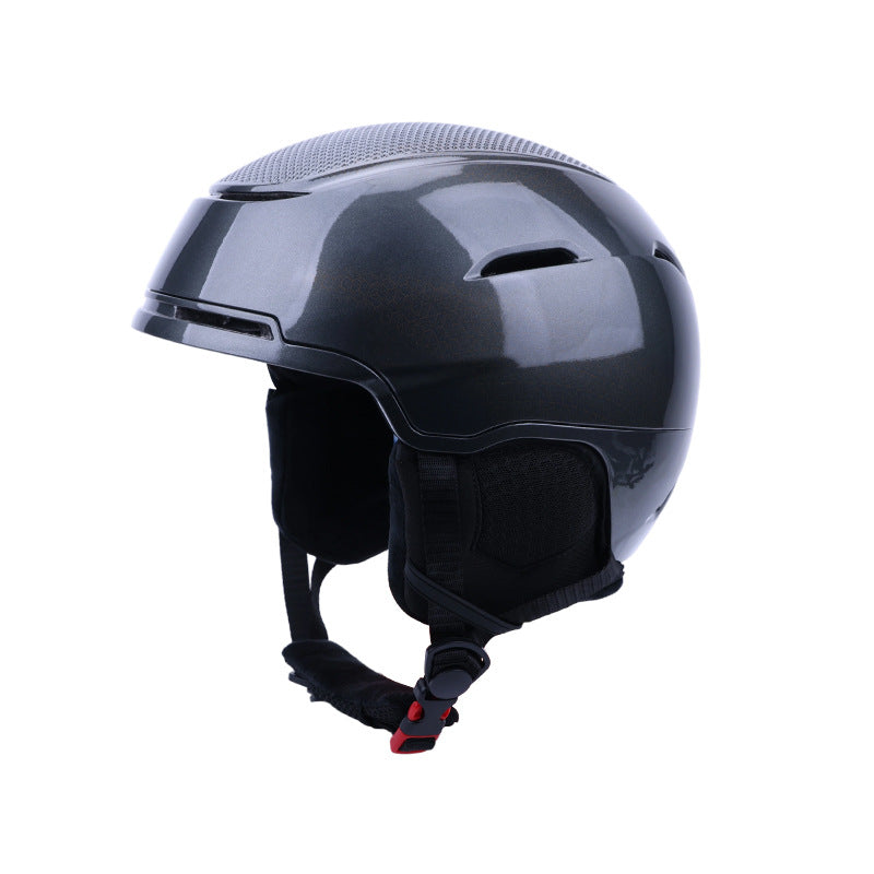 Herren-Skihelm mit Belüftung und verstellbarem Kinnriemen