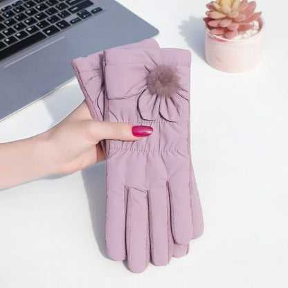 Guantes elegantes para mujer con un suave detalle de lazo