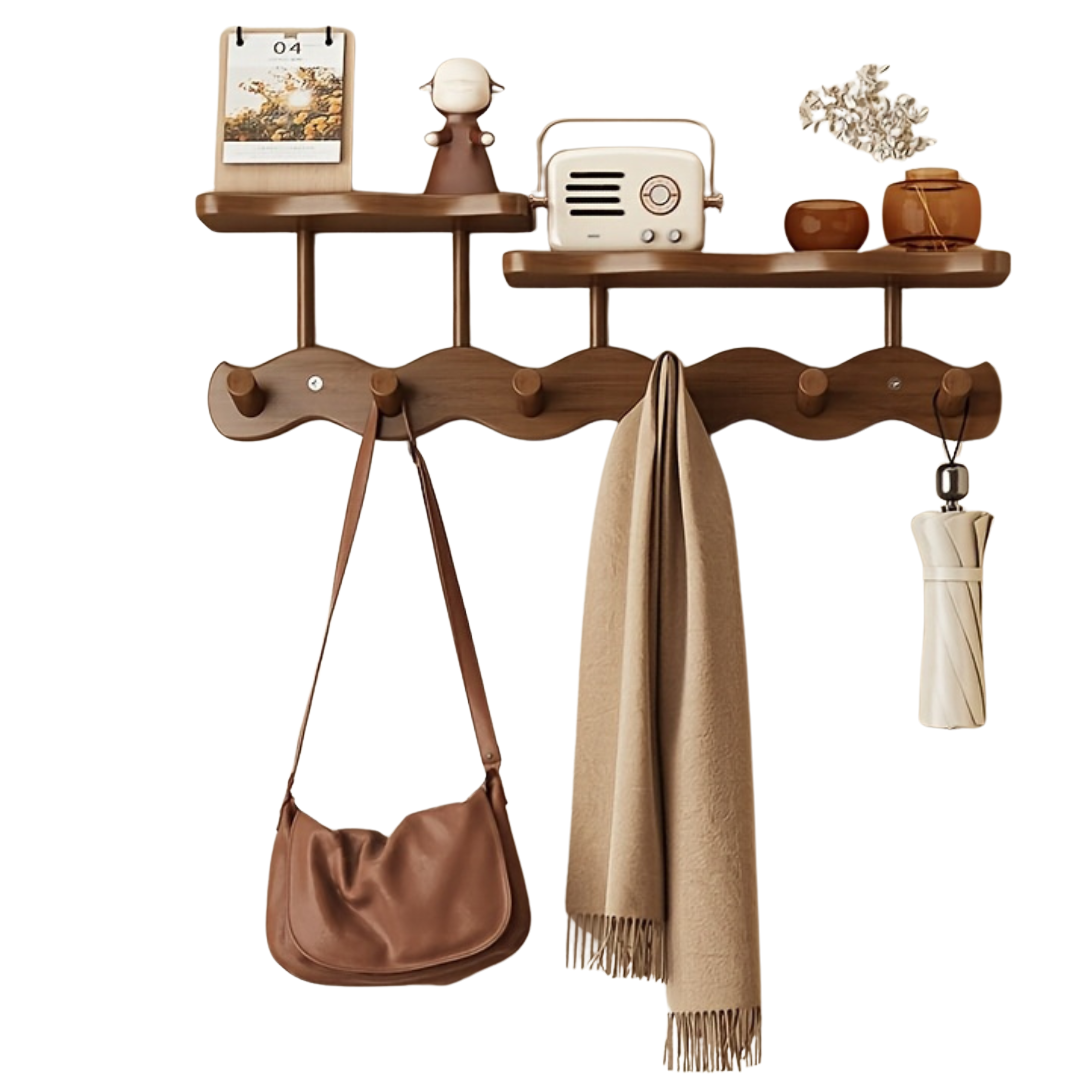 Wandgarderobe aus Holz mit Ablagen und Kleiderhaken