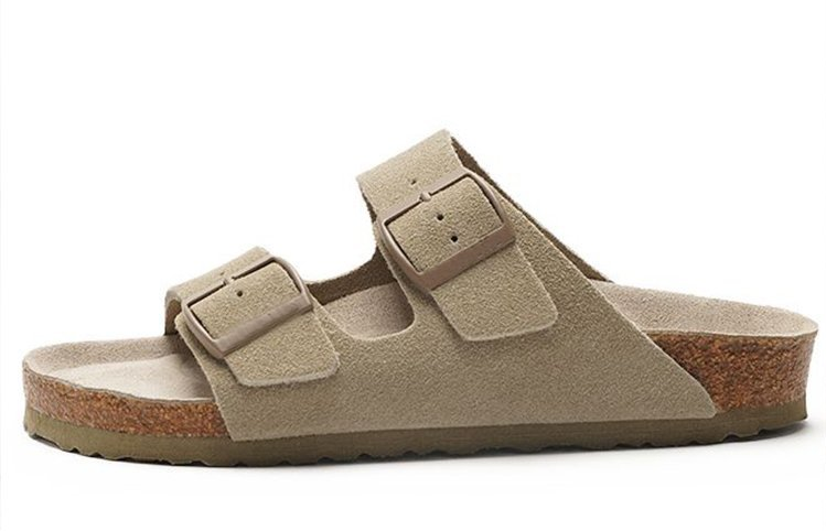 Pantufas de senhora confortáveis ​​​​e ajustáveis ​​​​– elegantes e macias para uso interior e exterior.