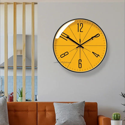 TimeWisp drveni zidni sat – Tihi i elegantan mjerač vremena