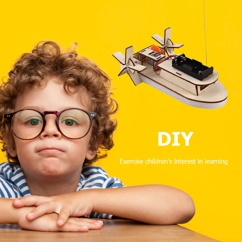 Obrazovni drveni DIY brod – Izgradi svoj vlastiti električni igraći brod
