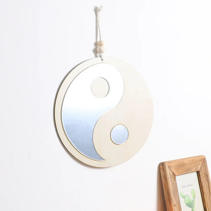 Yin-Yang zidna dekoracija – Harmonija i ravnoteža u tvom domu