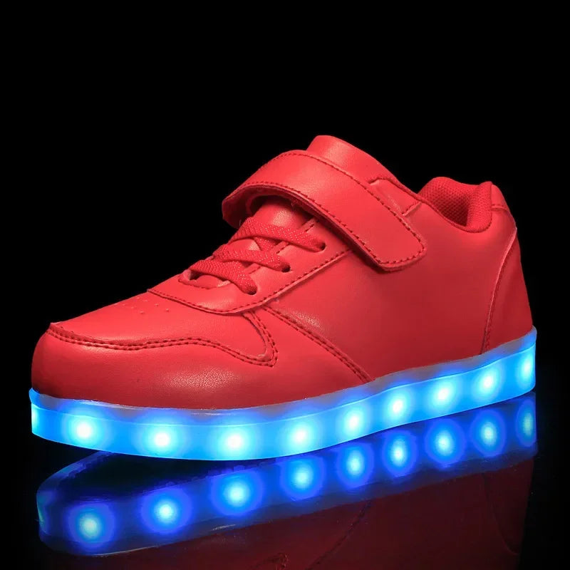 Strahlende Schrittmacher - LED-Schuhe für Kinder, die Leuchten
