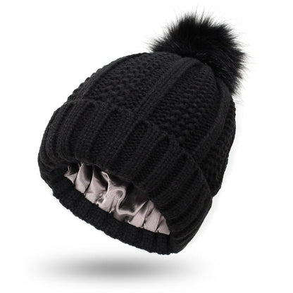 Gorro de mujer con pompón y forro interior liso