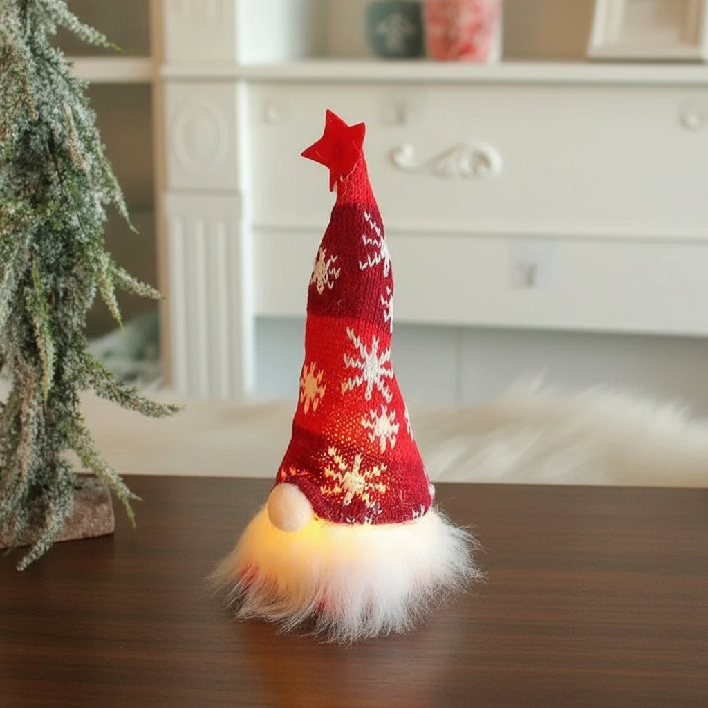 Duende navideño iluminado con gorro de punto