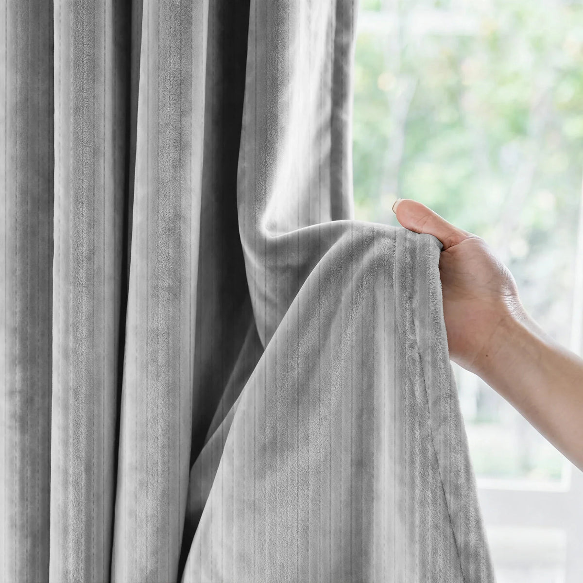 Thermovorhang für Türen mit Verdunkelung