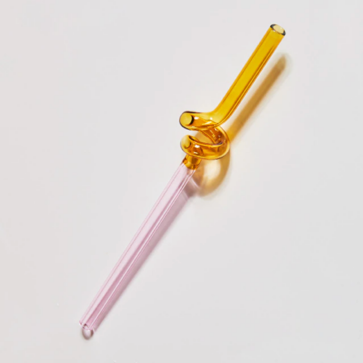 Pajitas de vidrio reutilizables con diseño retorcido