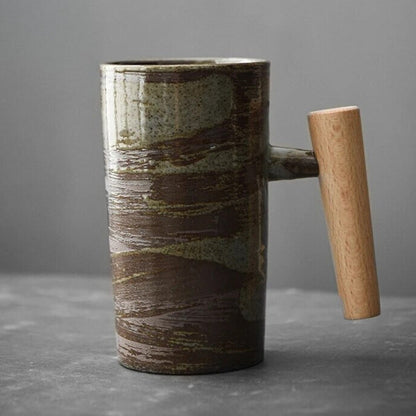 Taza de cerámica para latte con asa de madera
