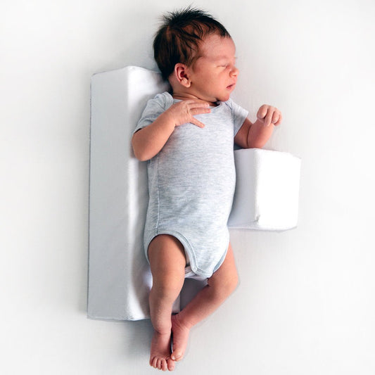 Almohada antivuelco para bebés: segura y con soporte