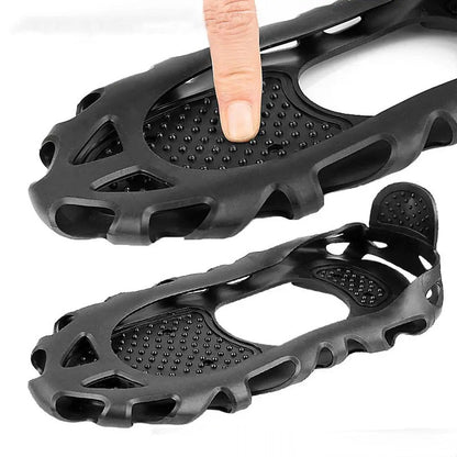 Schuhspikes mit 30 Metallstiften für Eis und Schnee