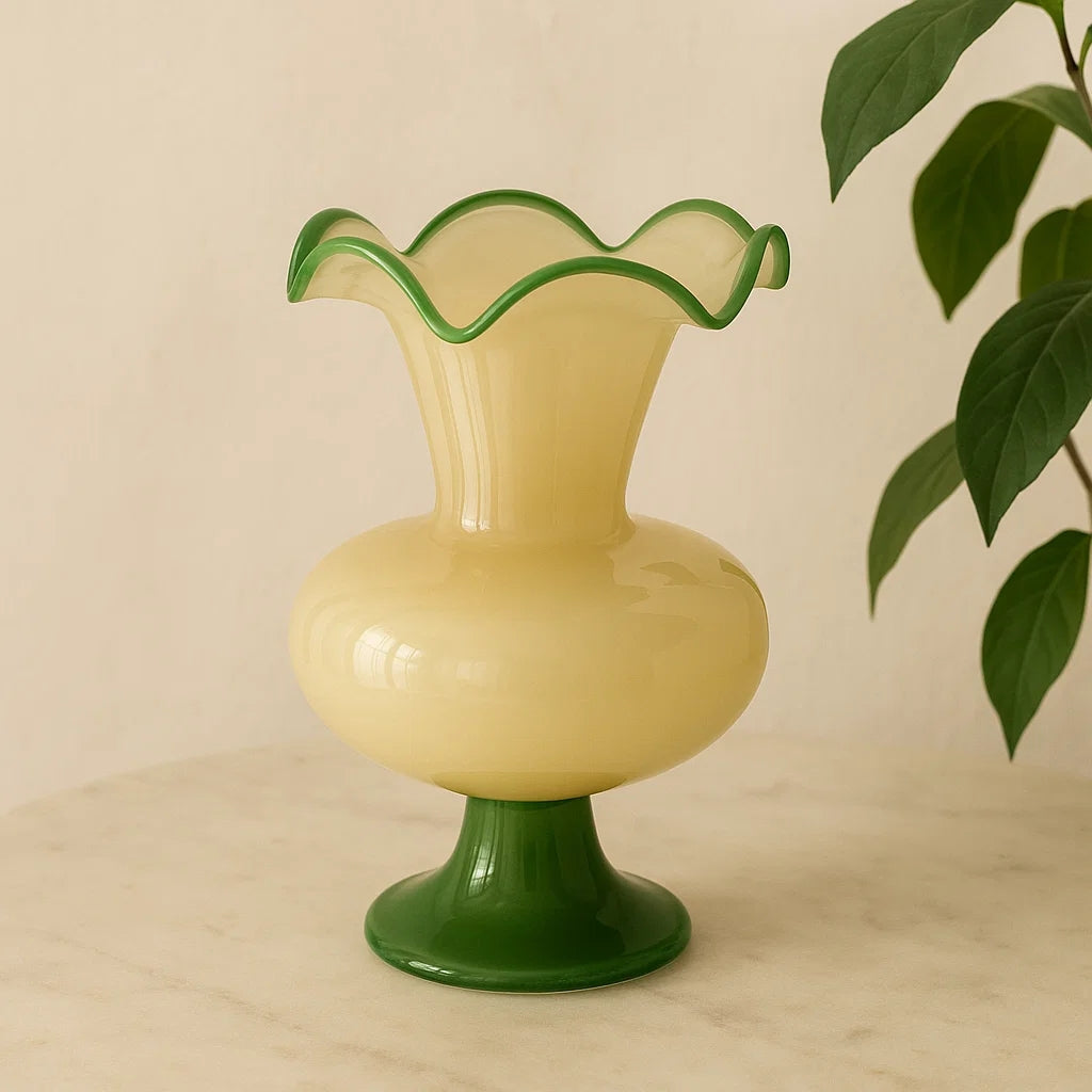 Jarra de vidro decorativa em estilo retro