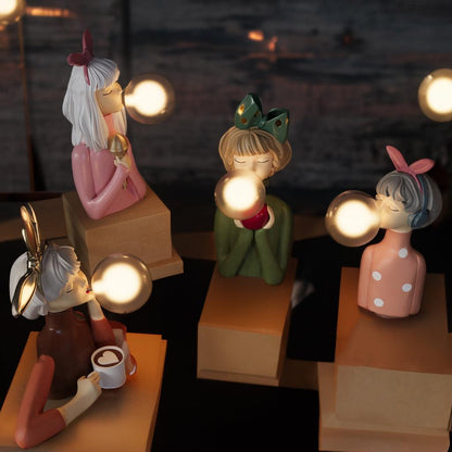 Lumière lampa - Razigrana djevojačka lampa za kreativne interijere