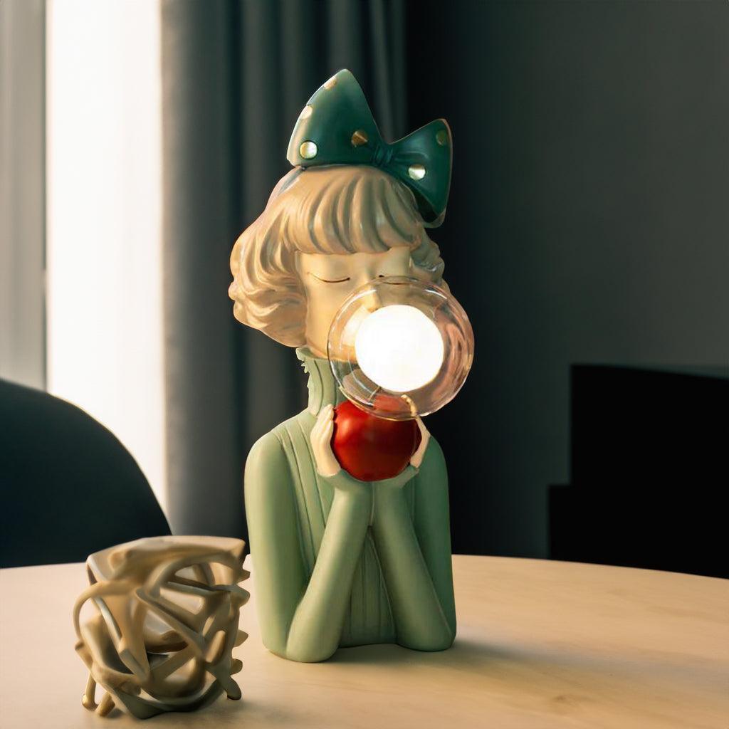 Lumière lampa - Razigrana djevojačka lampa za kreativne interijere
