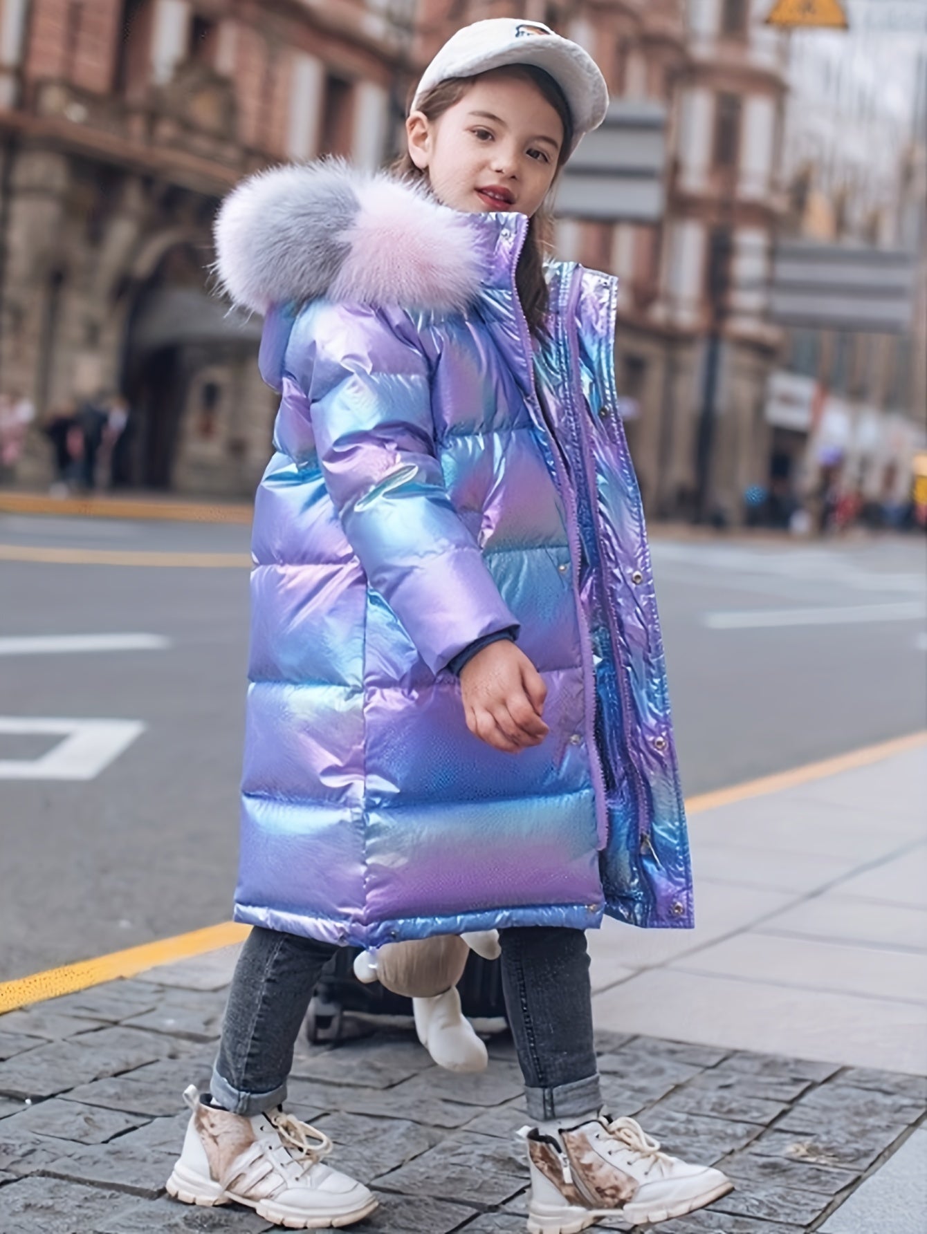 Chaqueta de invierno brillante de Sophie para niños: moderna y cálida para los días fríos.