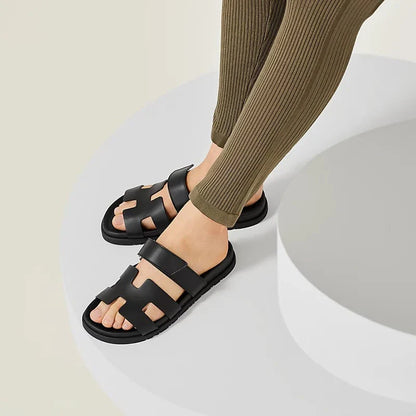 Sandálias minimalistas – conforto e estilo