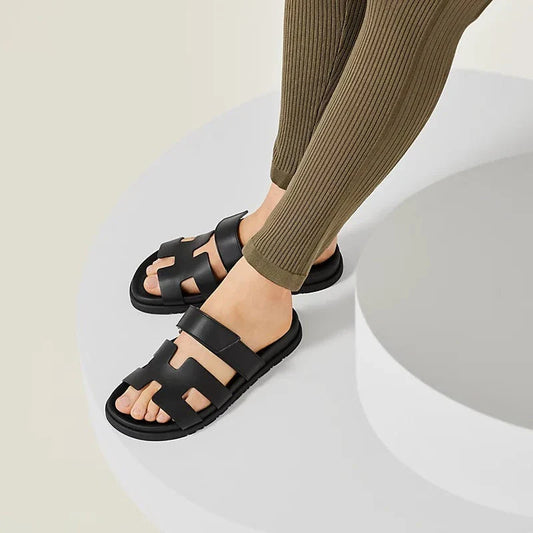 Sandalias minimalistas: comodidad y estilo
