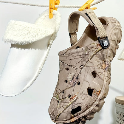 Gefütterte Clogs mit Fersenriemen für drinnen und draußen