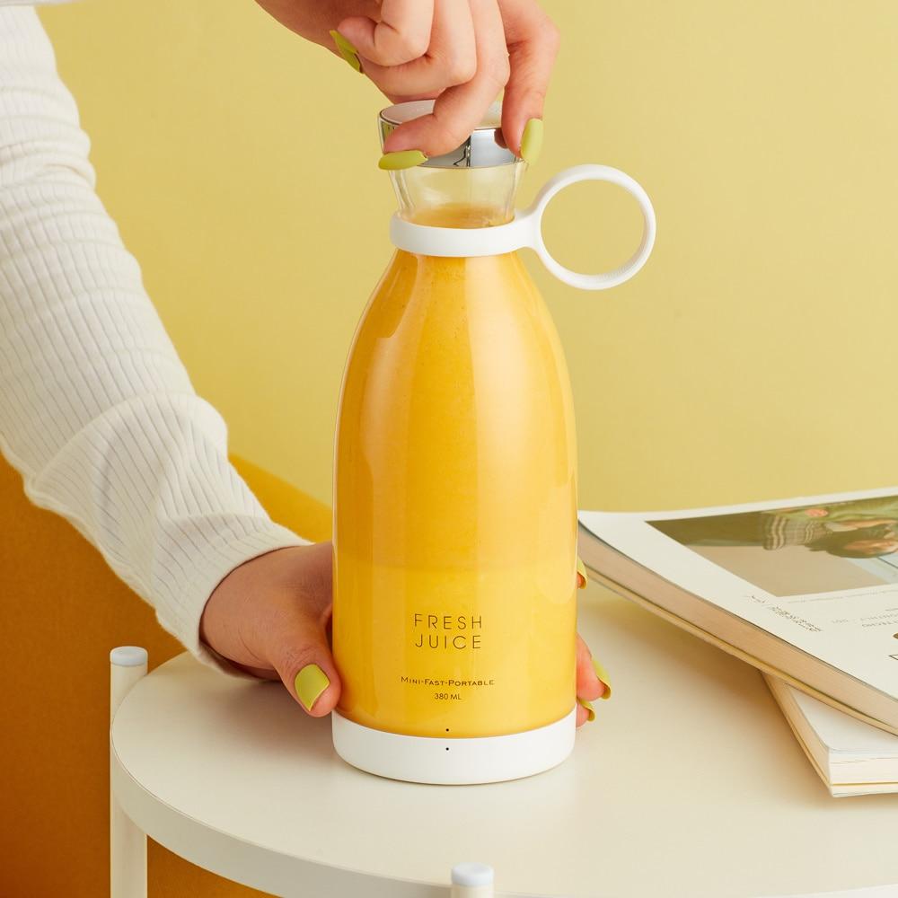 SmoothieGo – Licuadora compacta y portátil para batidos