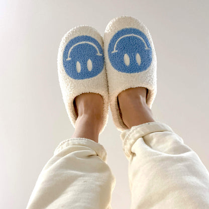 Smiley Comfort Hausschuhe – Für eine fröhliche und warme Atmosphäre