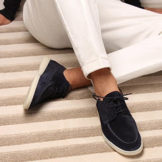 Zapatillas casuales de ante suave para hombre: zapatos cómodos para el día a día.
