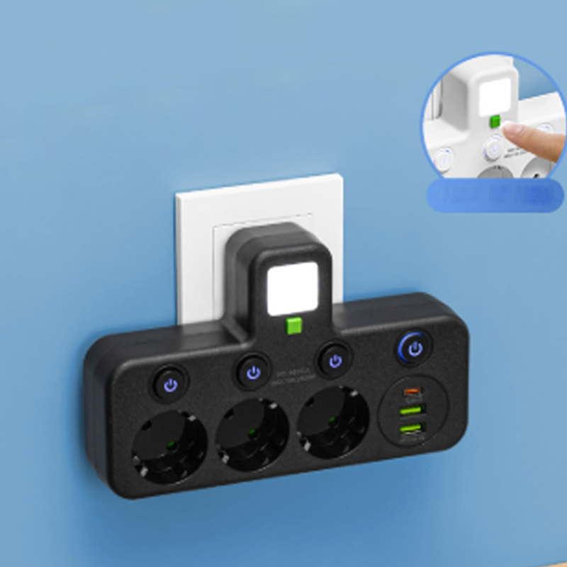 Regleta de pared con 4 tomas, puertos USB y luz nocturna