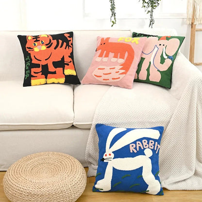 Funda de almohada con motivos de animales bordados