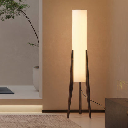 Lámpara de pie nórdica con estructura de madera