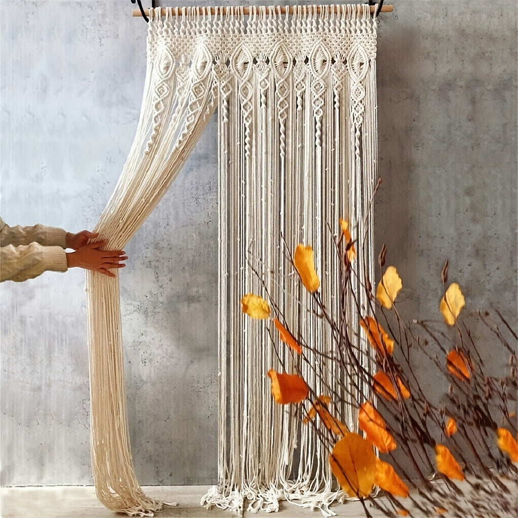 Cortina de macramé bohemia: decorativa y práctica como separador de ambientes