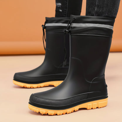 Gefütterte Winterstiefel mit Profilsohle