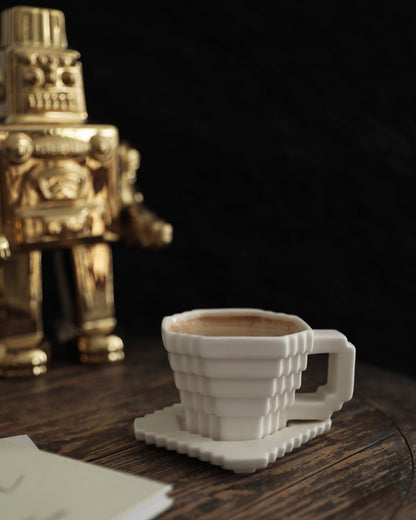 Taza de diseño Pixel con platillo