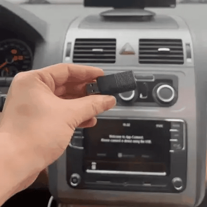 Slimme Auto-Connect Dongle – Za jednostavno povezivanje sa svakim automobilom