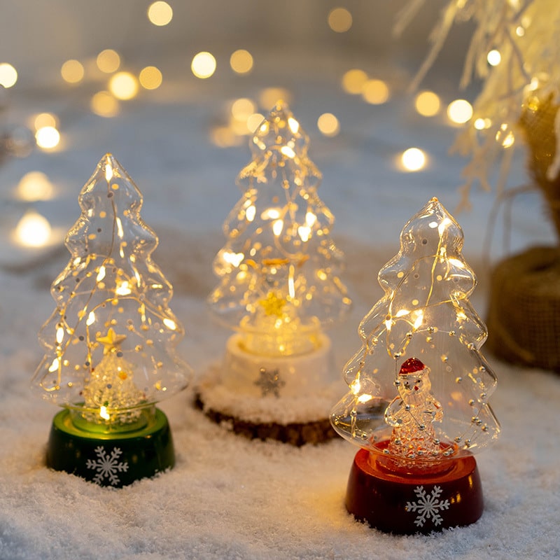 Beleuchteter LED-Weihnachtsbaum als Tischdekoration