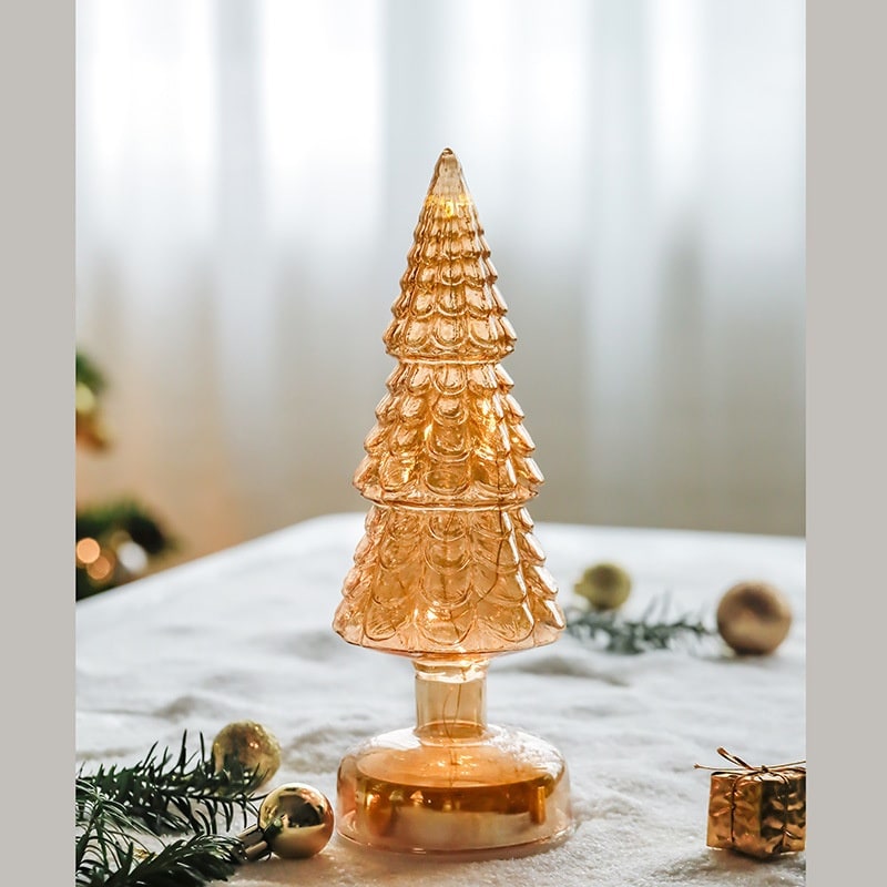 Beleuchteter LED-Weihnachtsbaum als Tischdekoration