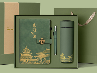 Exclusivo set de regalo Ciudad Prohibida: libreta, termo y bolígrafo en una caja de lujo.