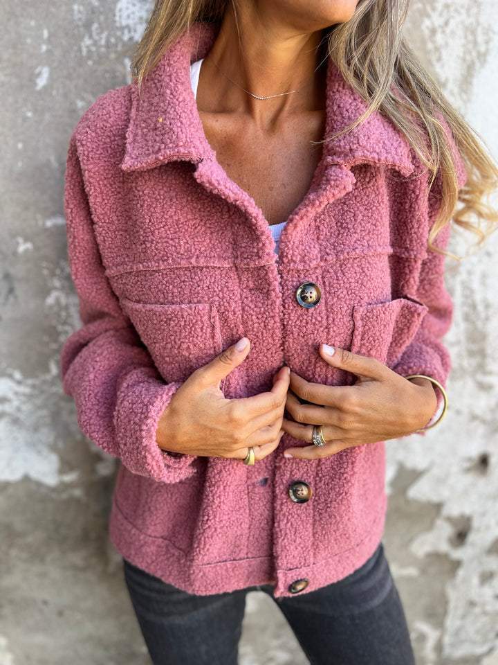 Sanne udobna Teddy jakna – Za tople i stilske dane