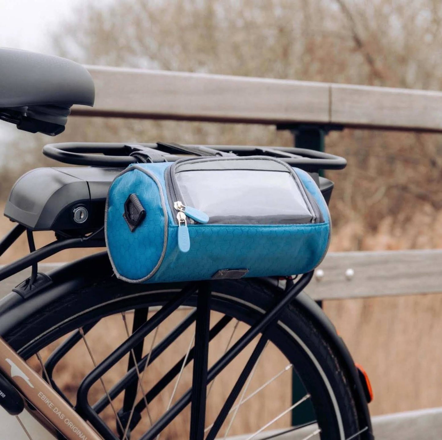 SpeedyBike torba – Vodootporna biciklistička torba s prozorom za mobitel