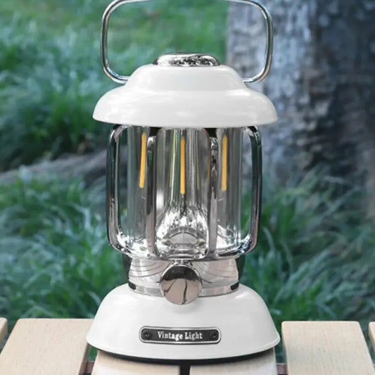 Retro kamperska lampa s LED tehnologijom – Praktična i održiva