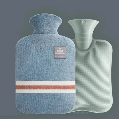 Wärmflasche mit abnehmbarem Strickbezug
