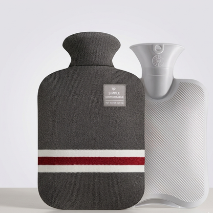 Wärmflasche mit abnehmbarem Strickbezug