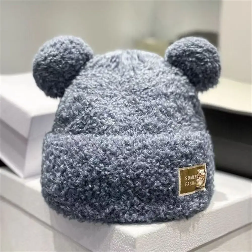 Plüsch-Beanie mit Bärenohren und Umschlag
