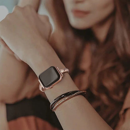 Slim Link Band: lujosa pulsera de acero inoxidable para el Apple Watch de mujer.